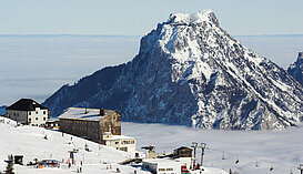 Winterlandschaft Feuerkogel mit Blick auf den Traunstein, (c)Oberösterreich Tourismus GmbH, Hermann Erber