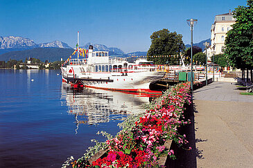 Schiff Gisela und Schloss Ort in Gmunden am Traunsee , (c) Oberösterreich Tourismus GmbH_Heilinger