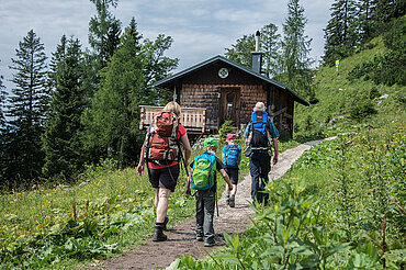 Wandern auf der Katrin ©Wolfgang Stadler